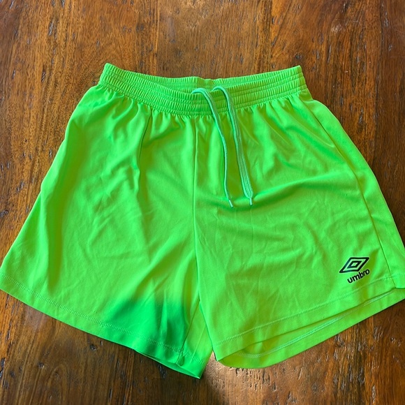 Size S - Umbro Soccer Shorts - Picture 1 of 5